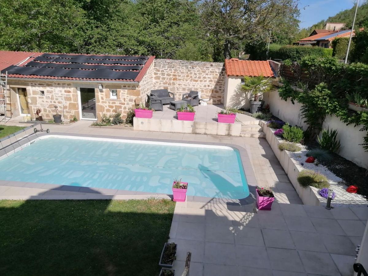 La salamandre Apartment Vic-le-Comte Luaran gambar